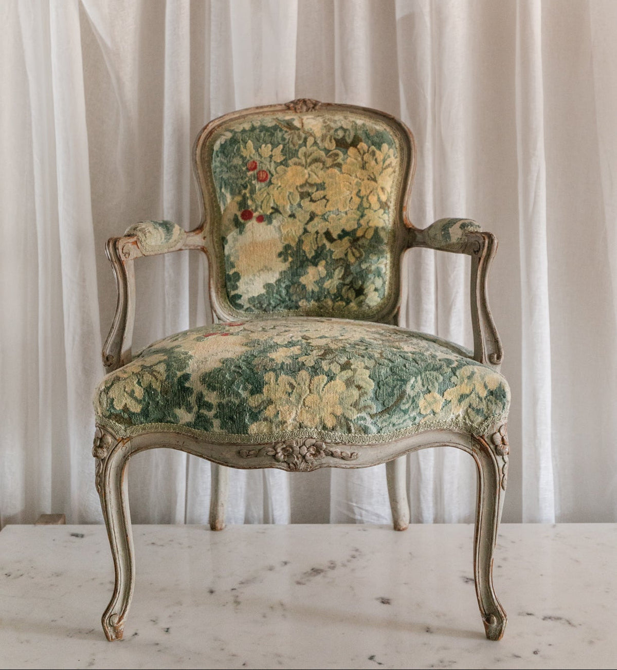 French Pair in Marly