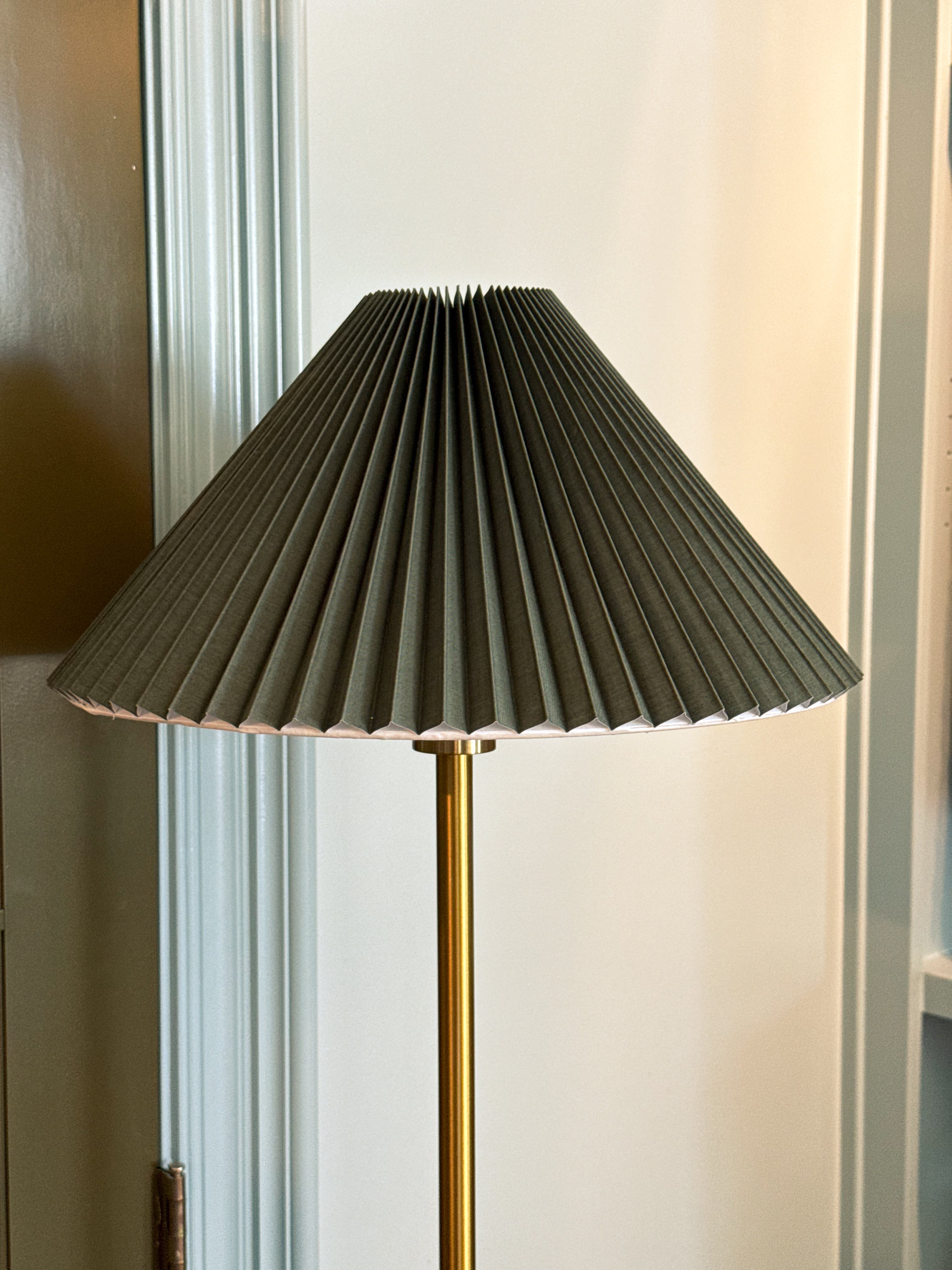 Dorothy Floor Lamp