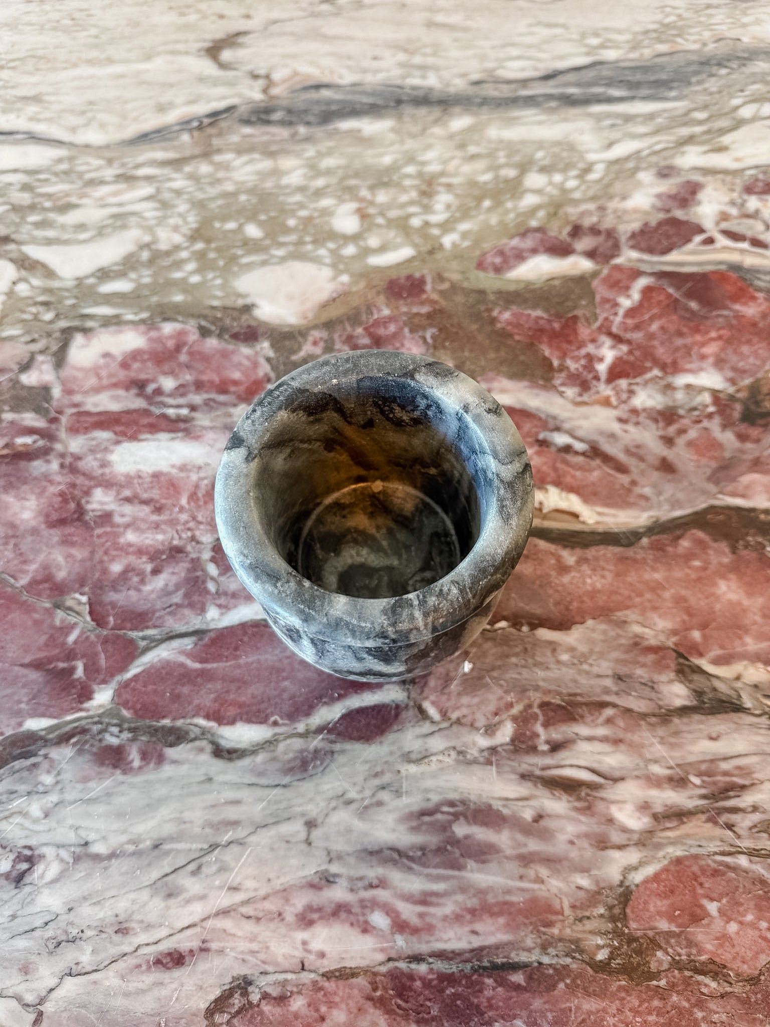 Black Marble Pot