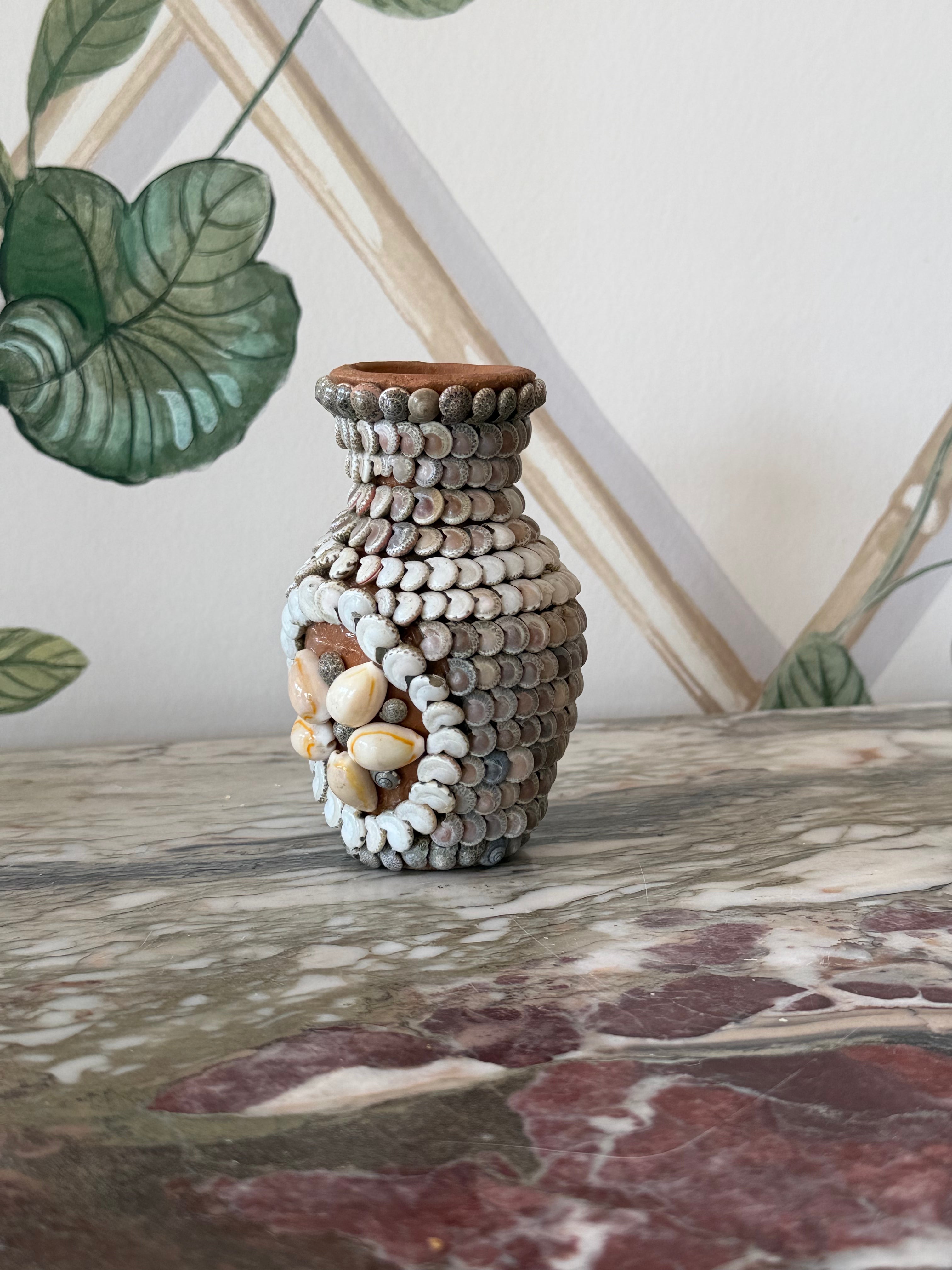 Mini Shell Vase