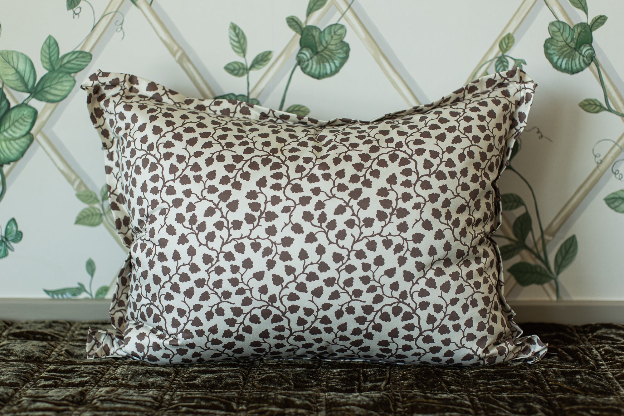 Audrey Bedding Collection, Chestnut