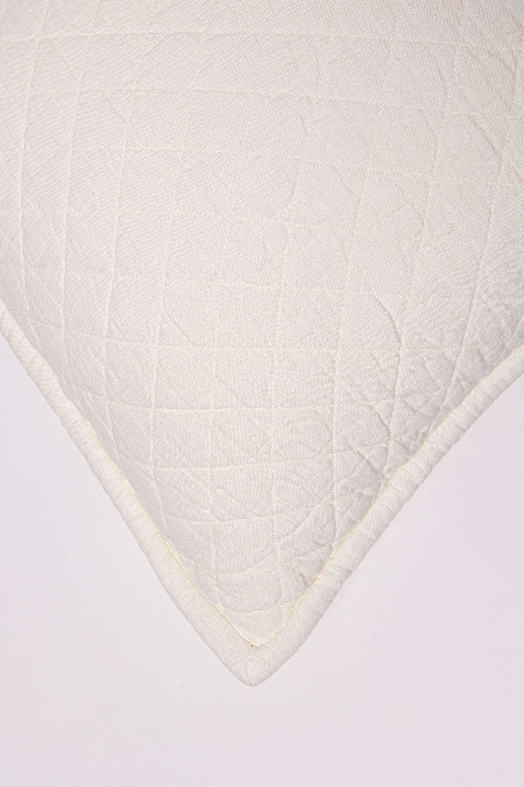Dale Quilted Linen Bedding Collection, Ivory