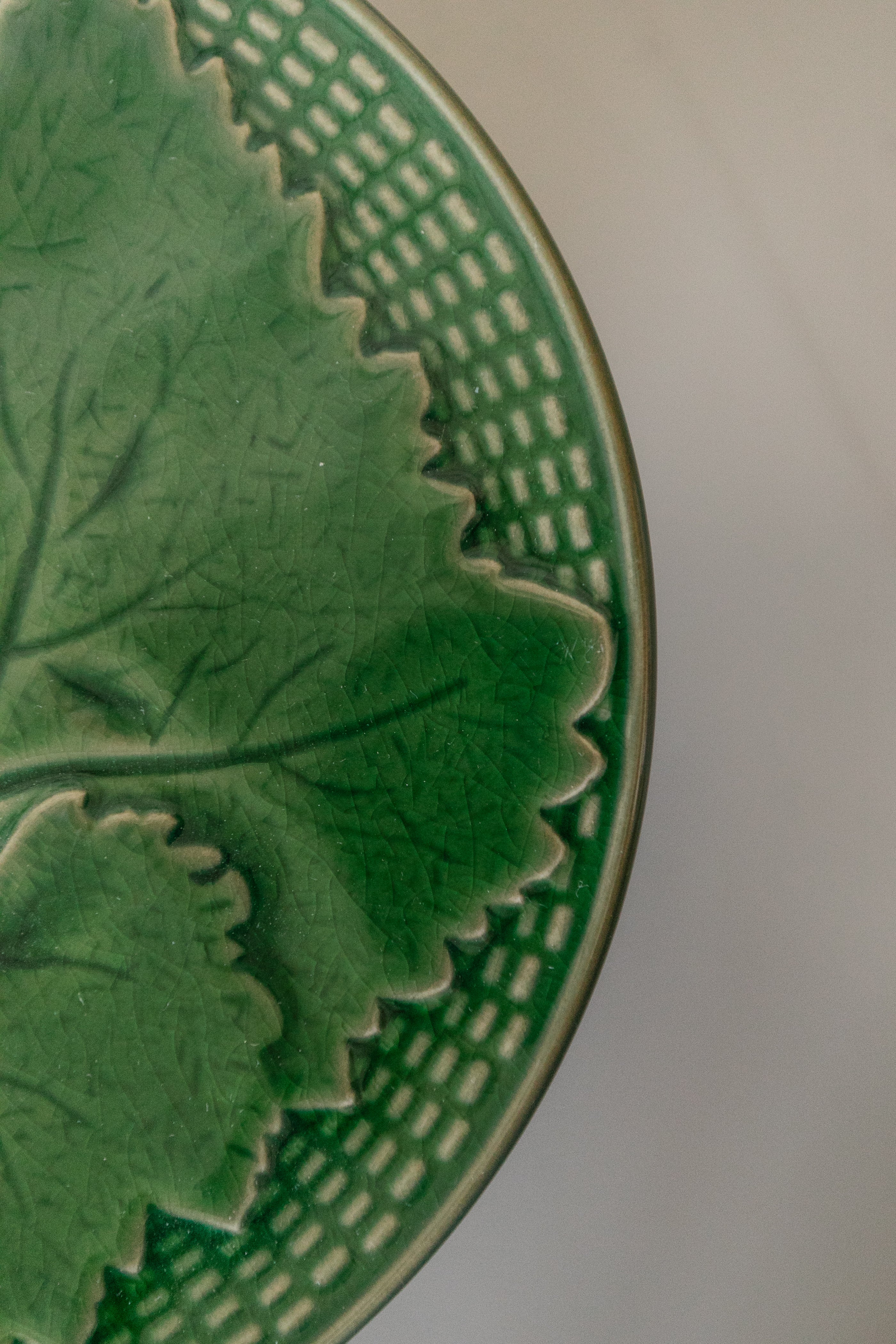 Green Leaf Cake Stand