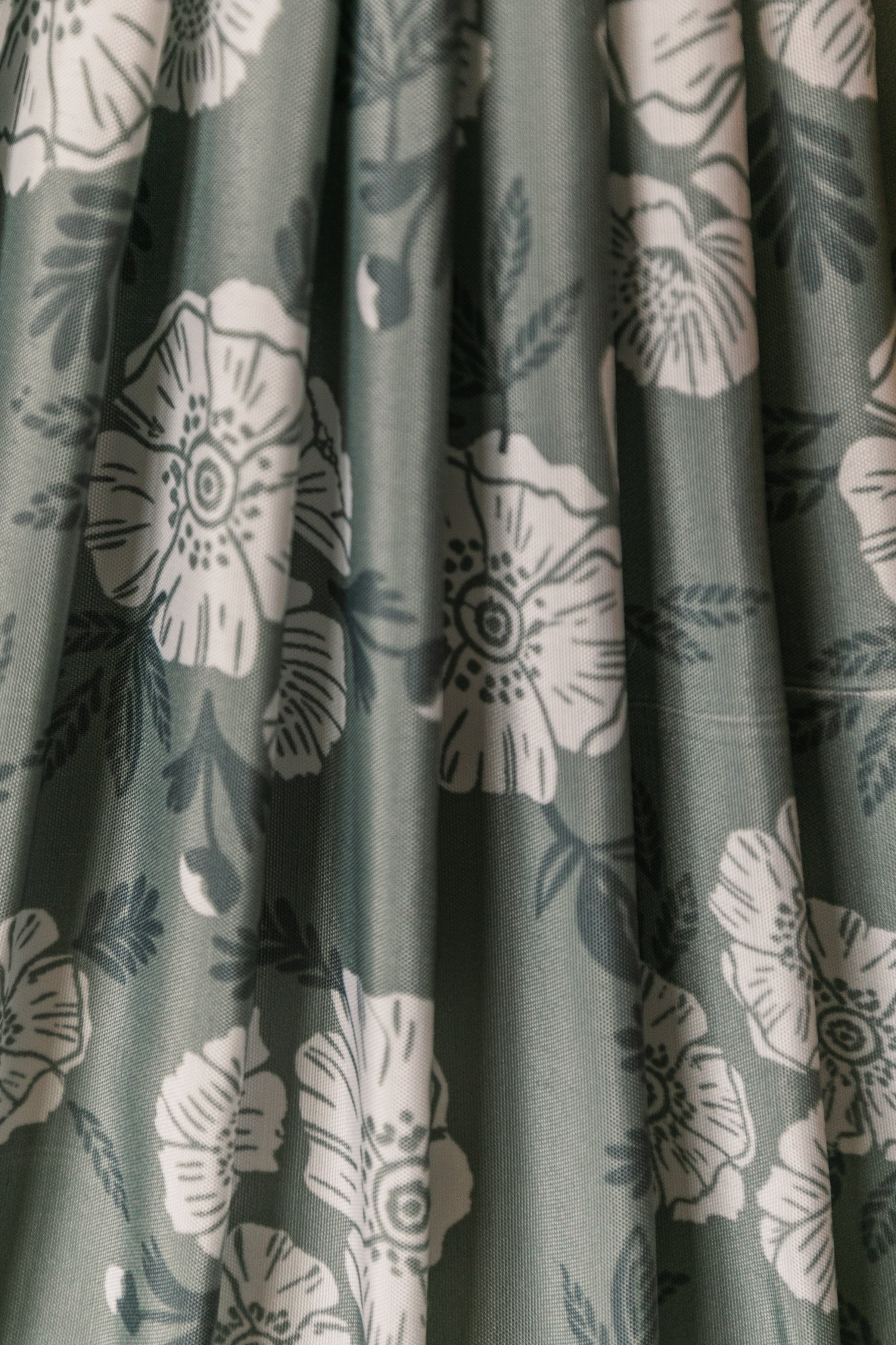 Green and White Flower Lampshade