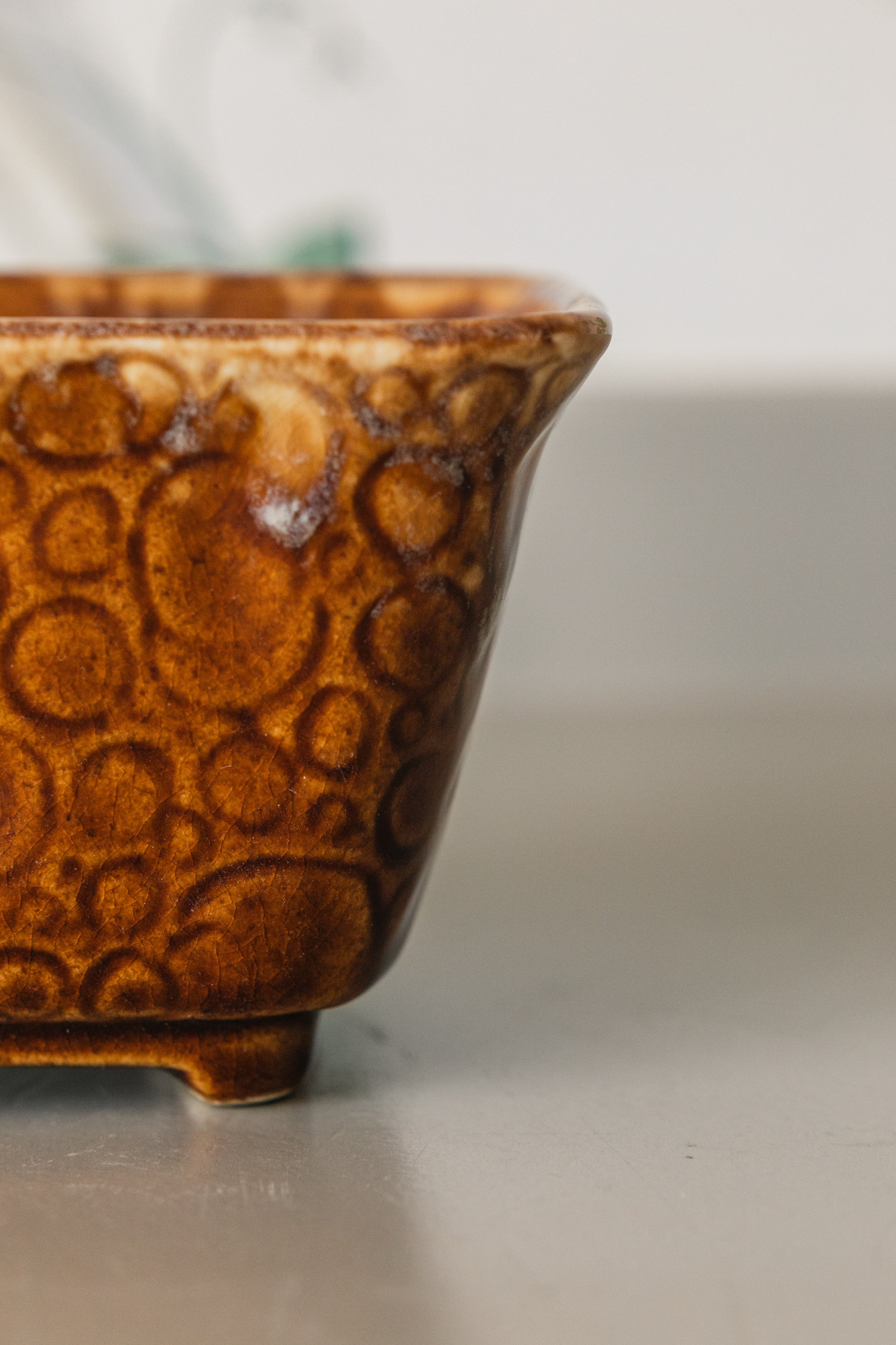 Brush Mccoy Spots Brown Rectangle Pot