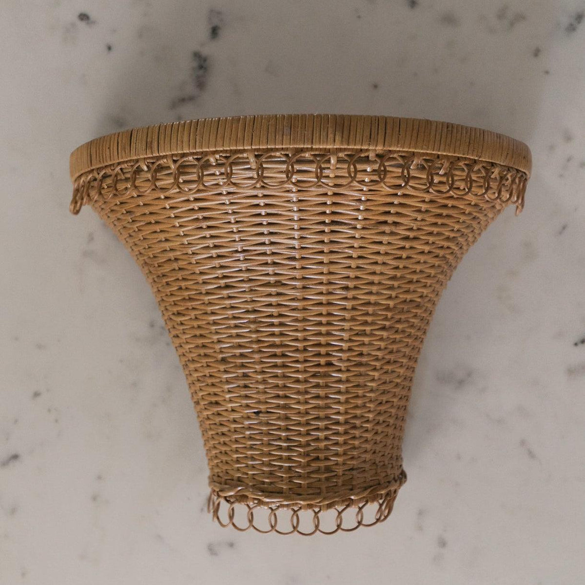 Anna Bracket