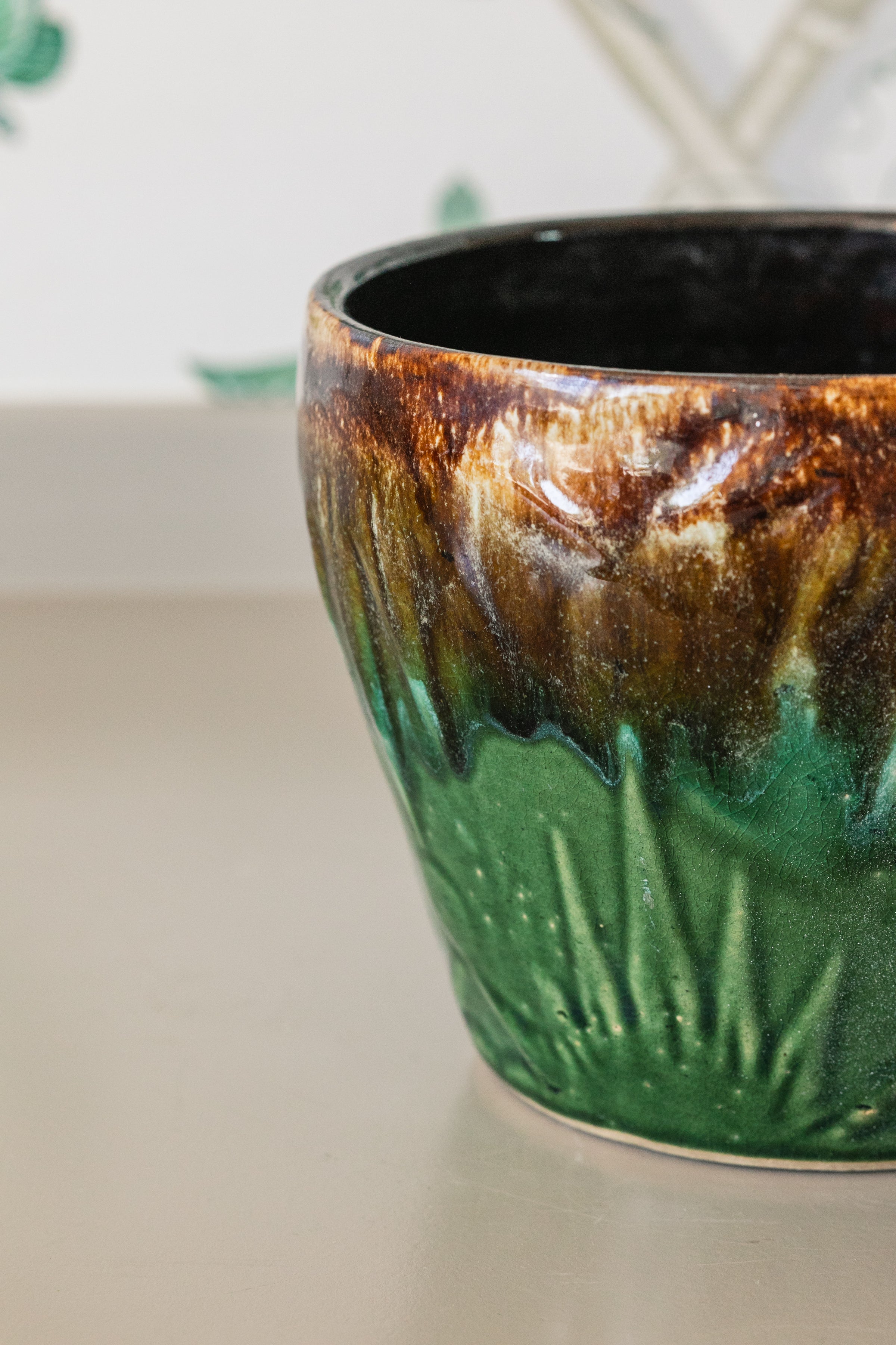 Majolica Glazed Pot Medium
