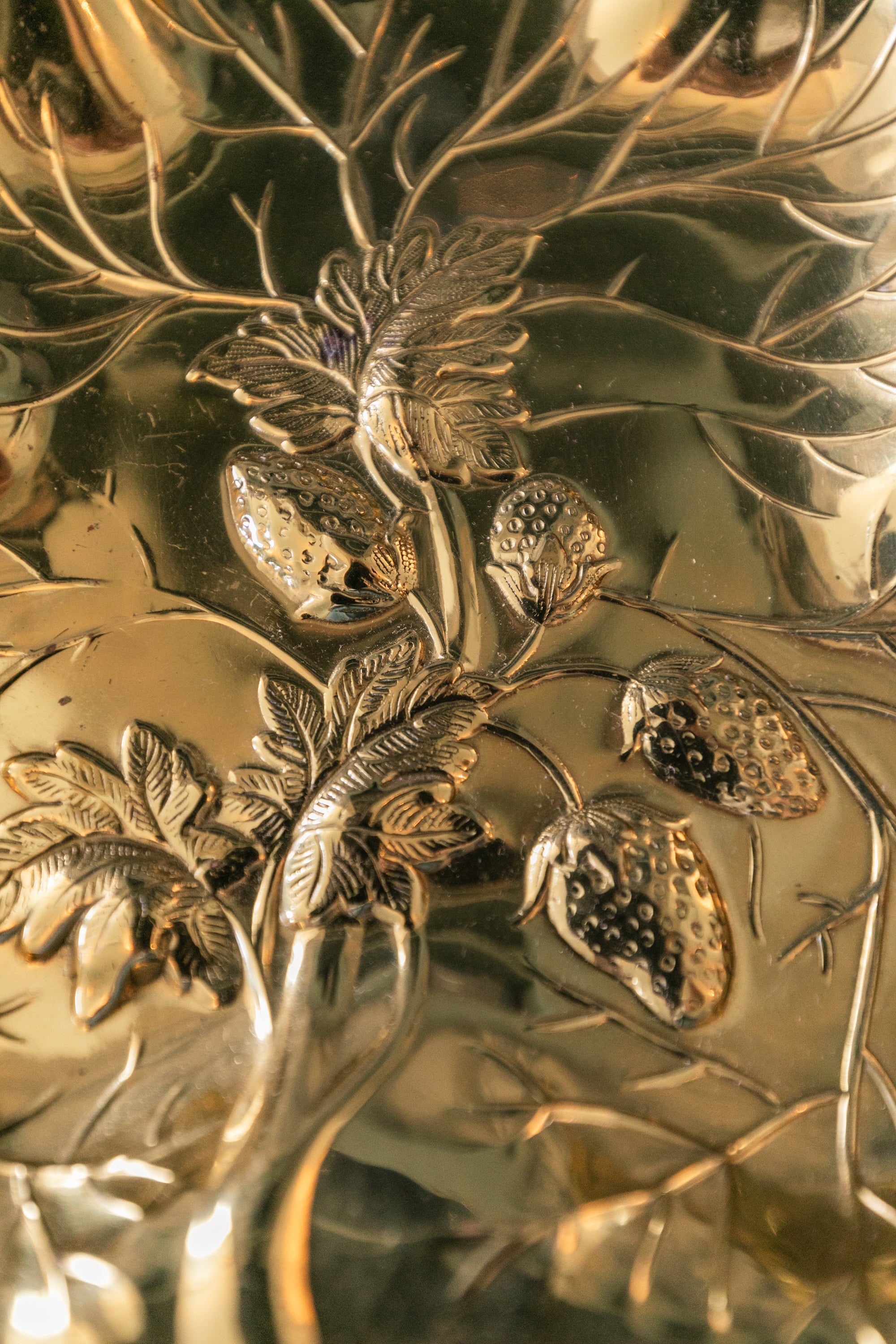 Brass Strawberry Leaf Dish