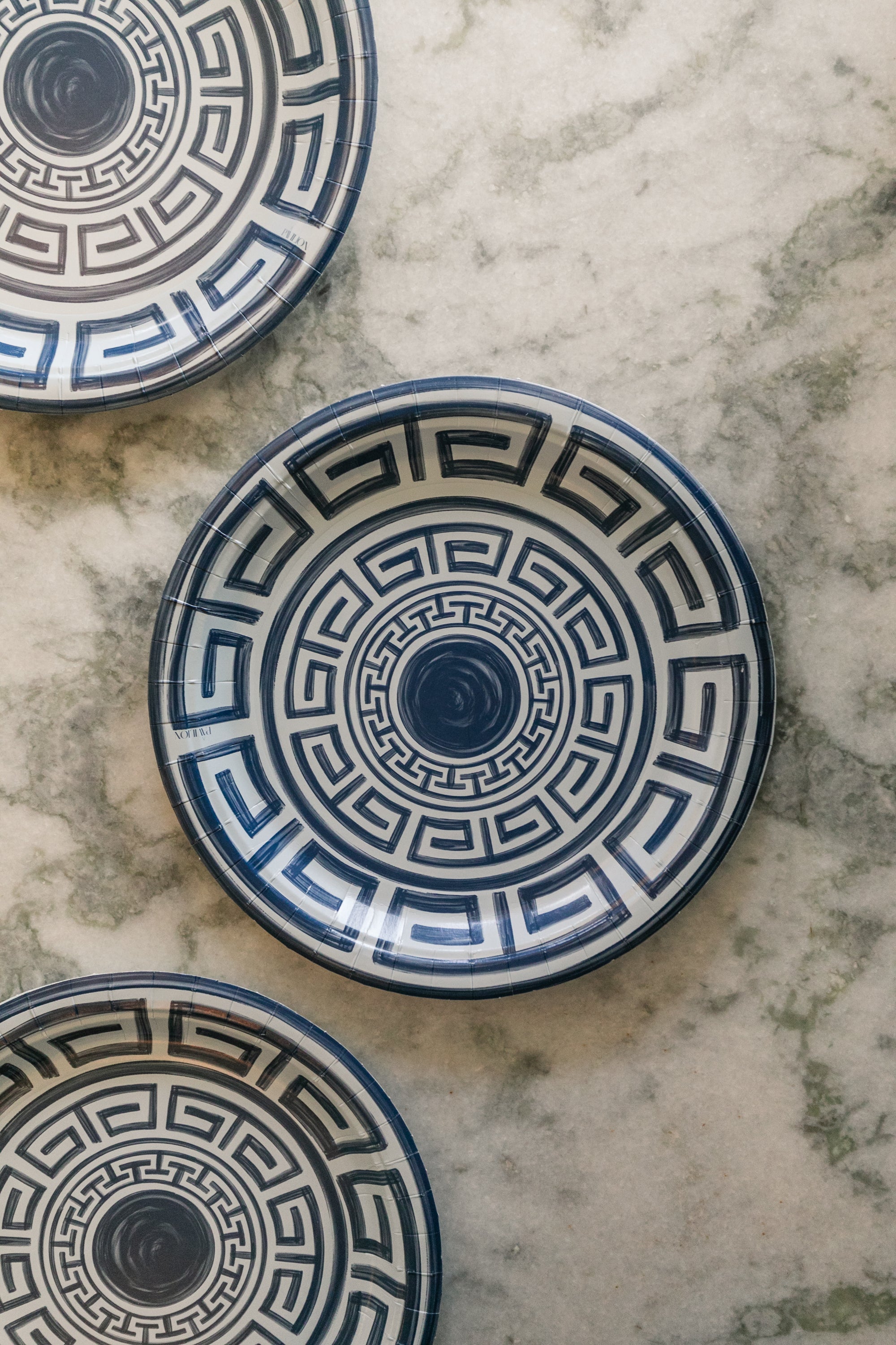 Greek Key Pavilion Dinner Plates - 8 per pac